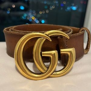 Leather belt with Double G buckle ✨